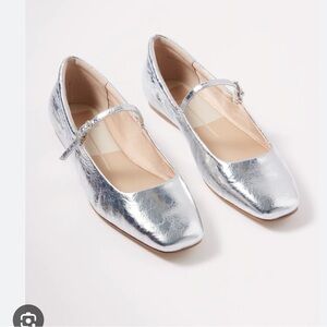 Dolce Vita Reyes Flats